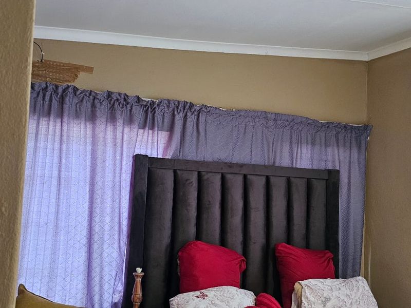 Stunning house for sale in Brits - Photo 5