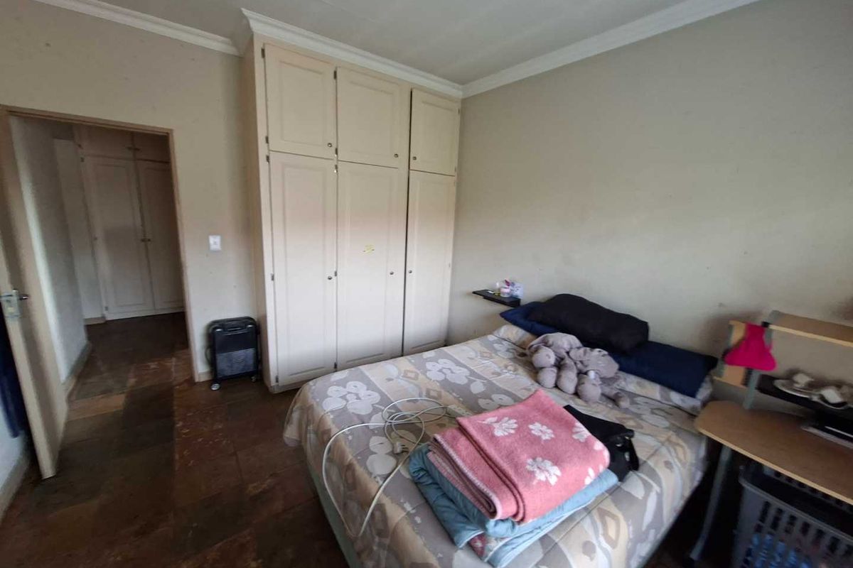 NEAT, QUAINT AND JUST FOR YOU! - Photo 3