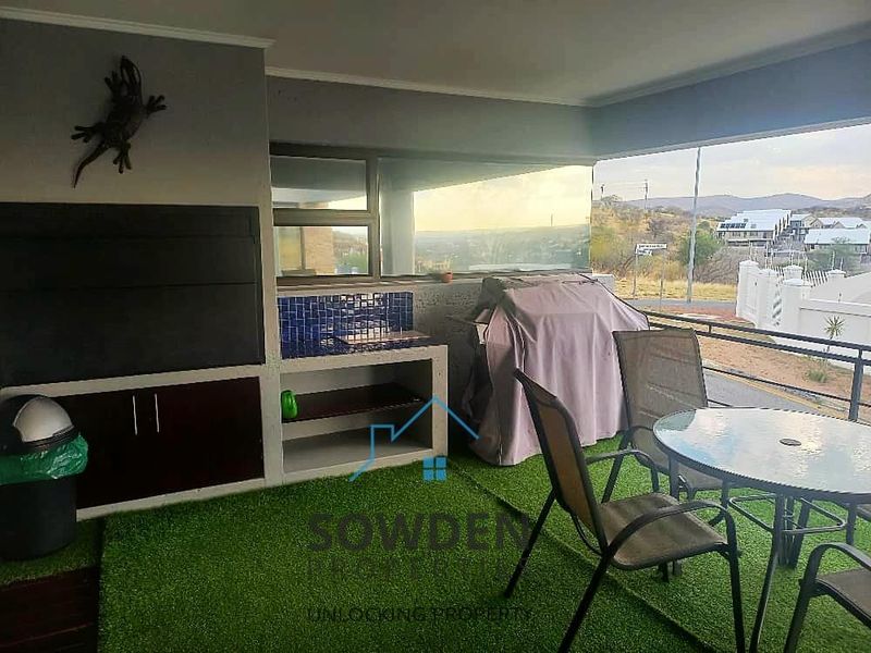 *Luxurious Home for Rent in Auasblick, Windhoek** - Photo 2