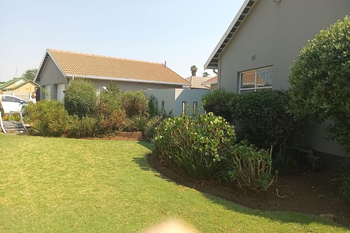 Four Bedroom Family Home For Sale in Brackenhurst - Photo 3