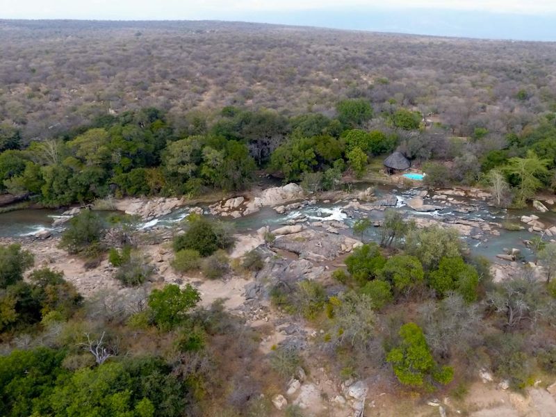 Two-third (2/3) shareholding for Sale - Riverside Property in Ndlovumzi Nature Reserve - Photo 1