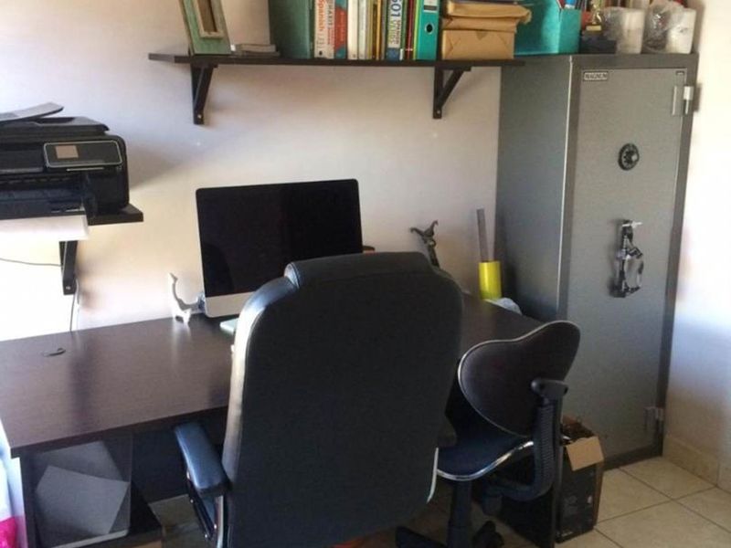 2 BEDROOM UPSTAIRS APARTMENT IN A SECURE COMPLEX – PRETORIUSPARK FOR RENT - Photo 6
