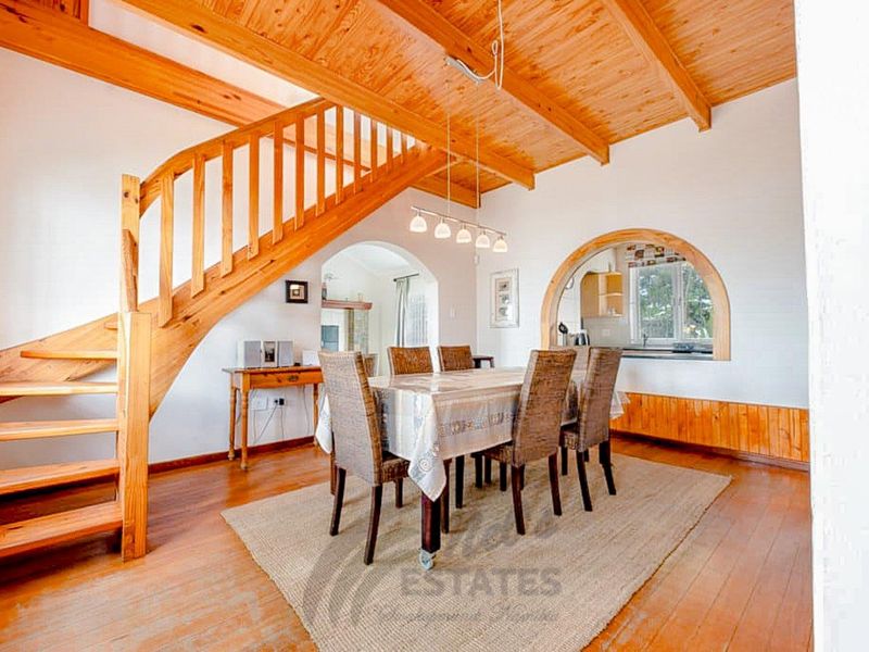 Furnished Home with Sea Views For Sale in Vineta - Photo 2