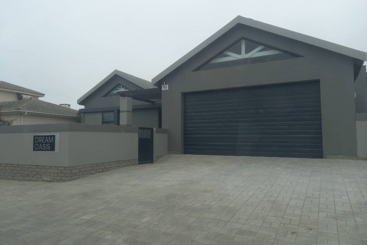 Beautiful House For Sale - Mile 4 Ext1 - Photo 2