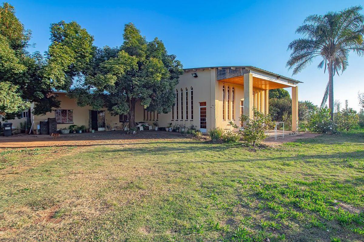 Charming Retired Farm in Doornpoort – A Unique Opportunity - Photo 2