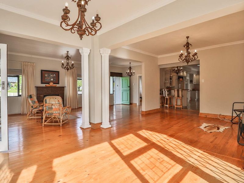 Prime location close to amenities - Photo 6