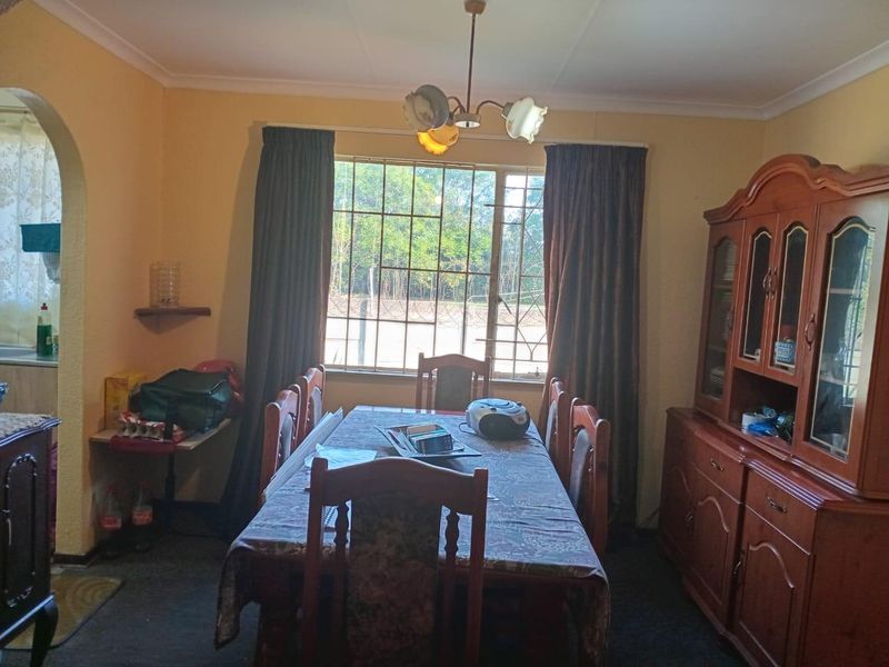 Great location! Walk to school & shops! - Photo 6