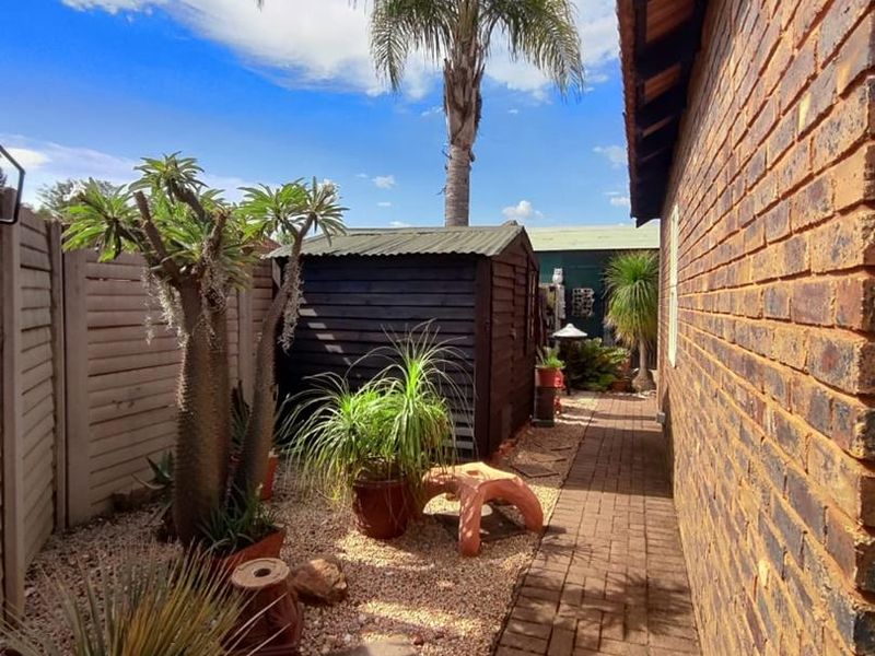 Modern 2-Bedroom Simplex for Sale in Andeon, Pretoria West – R850,000 - Photo 6