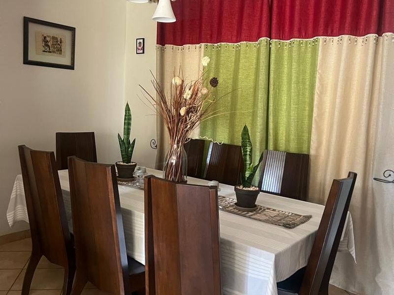 Secure Dorado Park Property with Pool & Double Garage - Photo 4