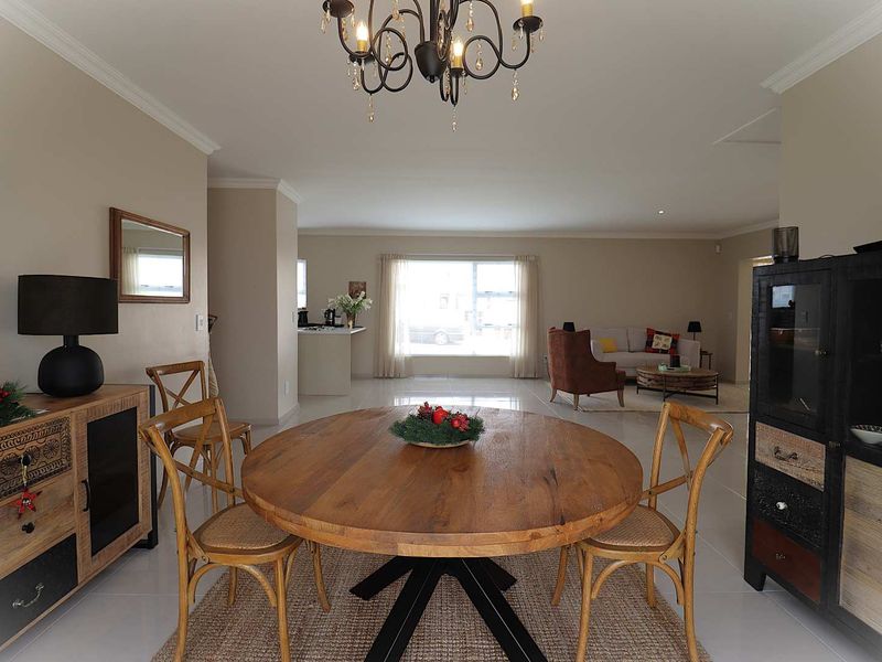 Modern One-Level Coastal Townhouse with Private Garden for Sale in Swakopmund, Namibia - Photo 2