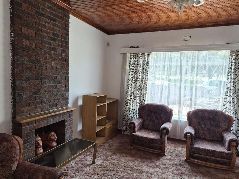 Large family home - Photo 4