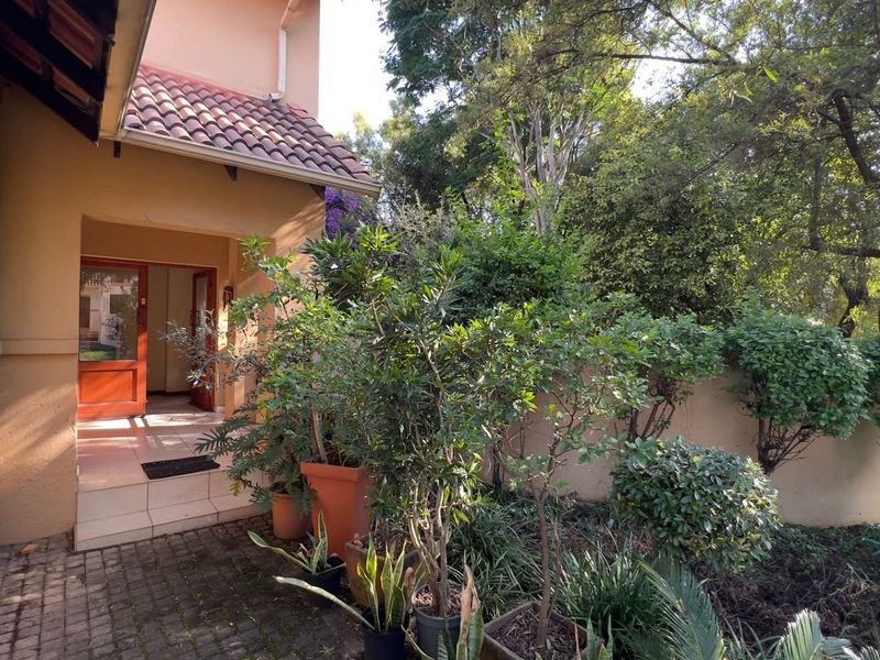 Full title townhouse - Photo 4