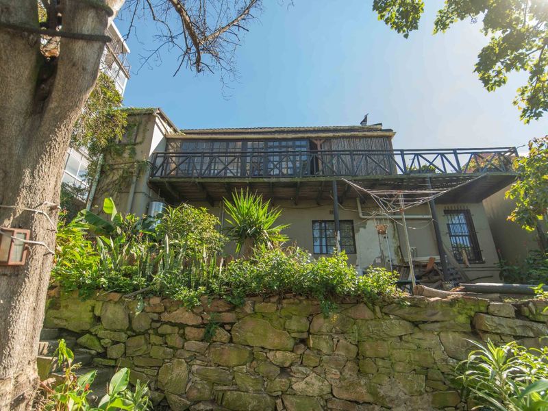 Spacious 4-Bedroom Investment property with Strong Rental Appeal - Photo 2