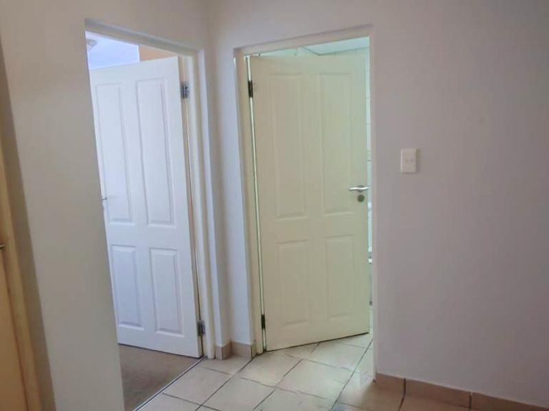 Exceptional 3-Bedroom Apartment for Sale in Mossel Bay - Photo 9