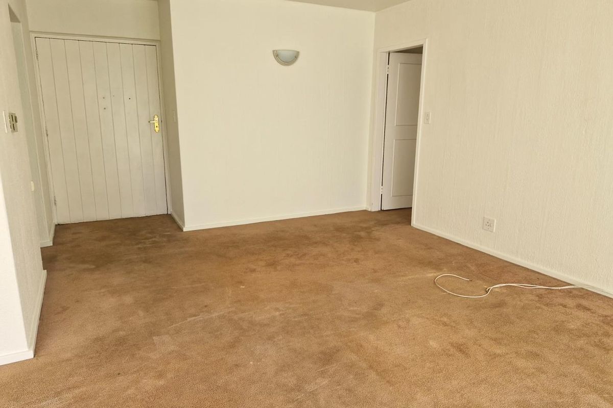 Calling over 50’s for a bright and light 2 bedroom unit at The Manor - Photo 5