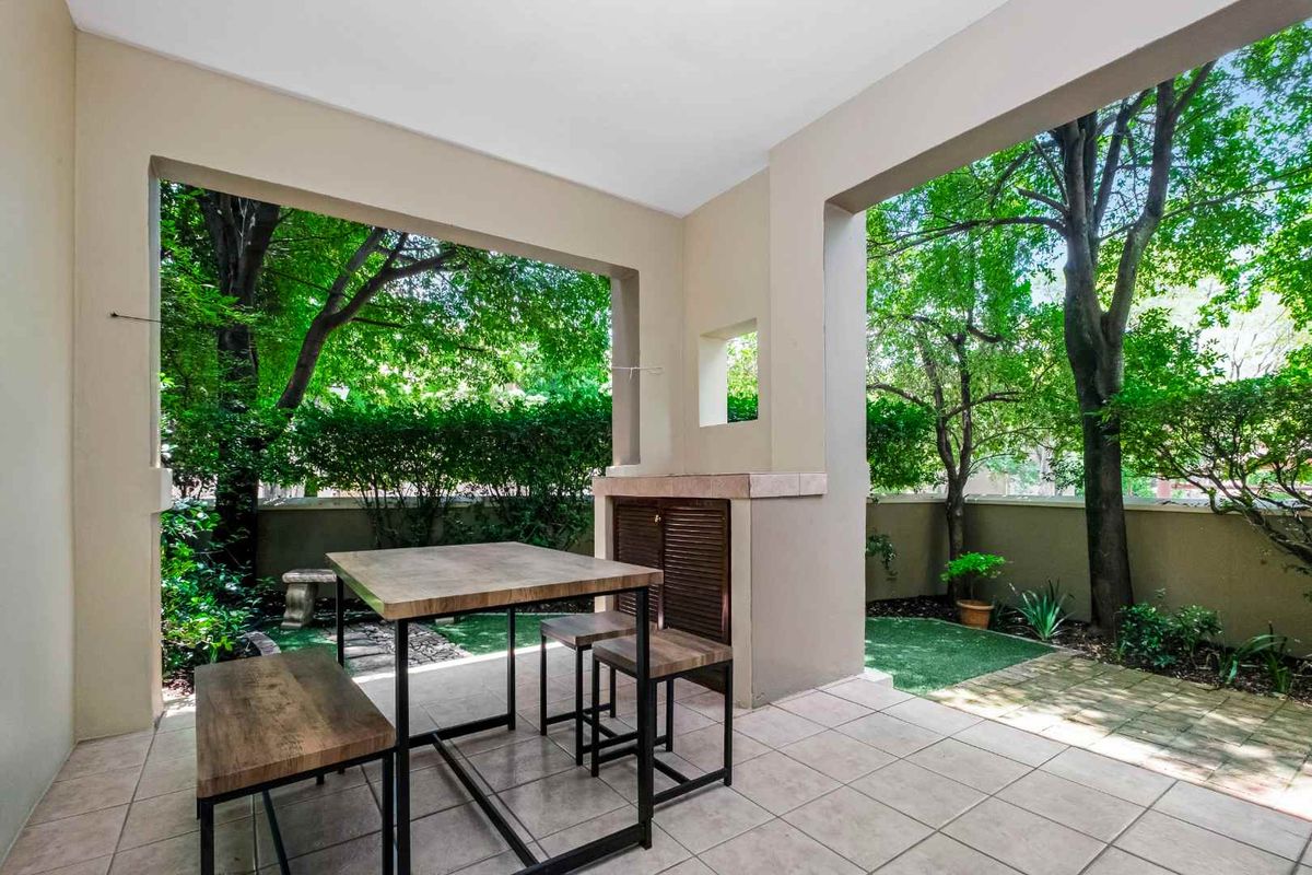 2 Bedroom Apartment for Sale in Dainfern - Photo 4