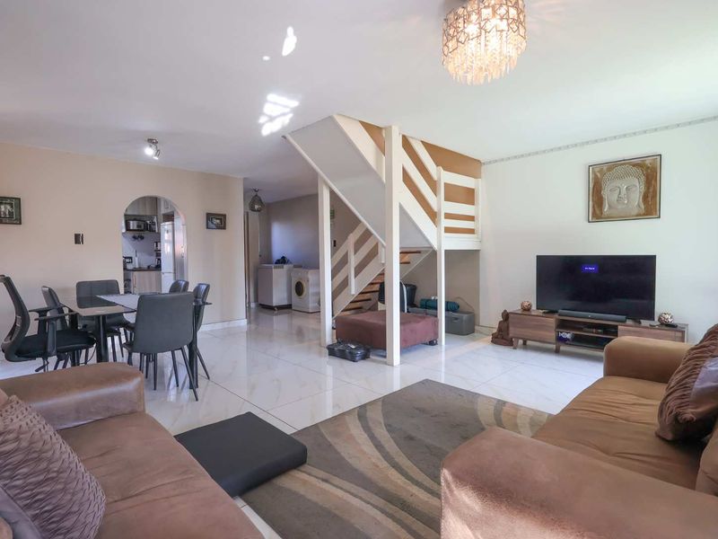 Stylish 3-Bedroom Duplex- Entertain In Style with Private Garden and Built In Braai - Photo 4