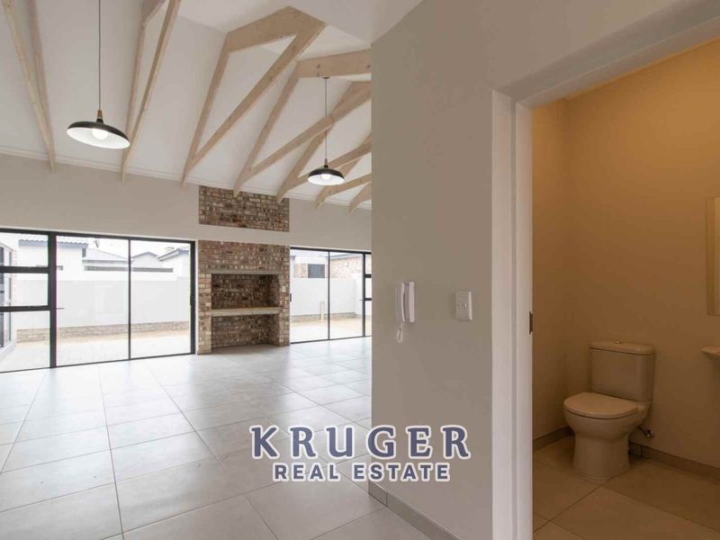 BRAND NEW FREE STANDING HOUSE – GREAT INVESTMENT - Photo 3