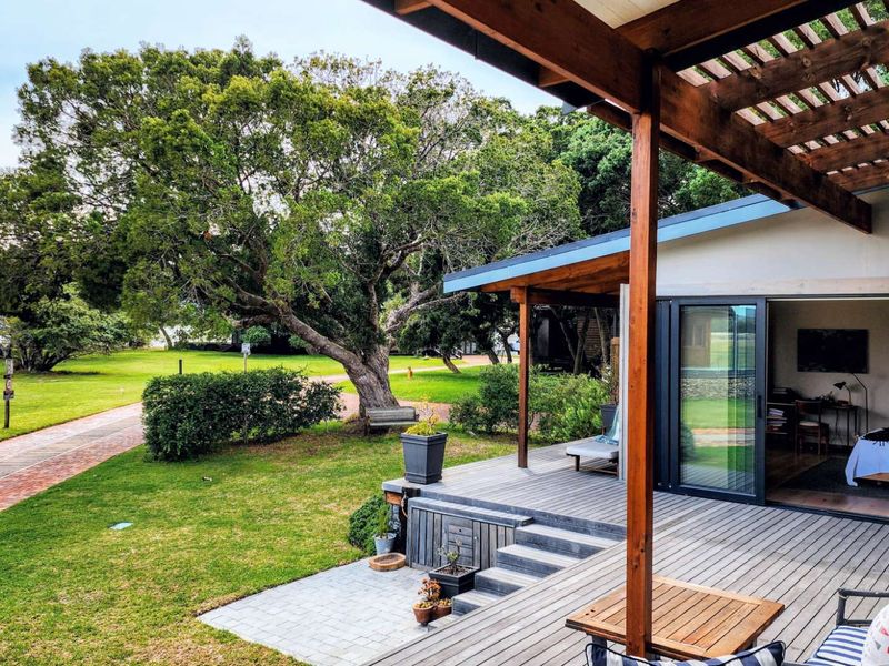 Serene, Safe and Tranquil Lagoon Living in an Exclusive Eco Estate - Photo 4