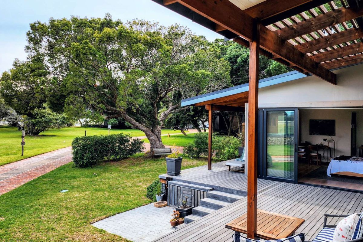 Serene, Safe and Tranquil Lagoon Living in an Exclusive Eco Estate - Photo 4