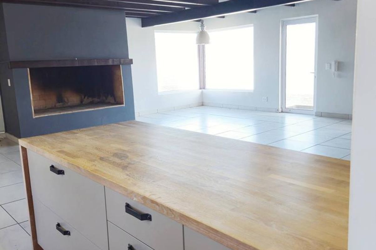 Swakopmund-To Let- N$31 000 - Photo 3