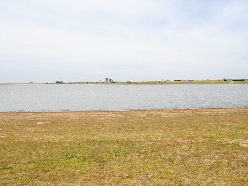 Vaal Dam water front stands from 1.5ha 20Km from Vaal Marina - Photo 3