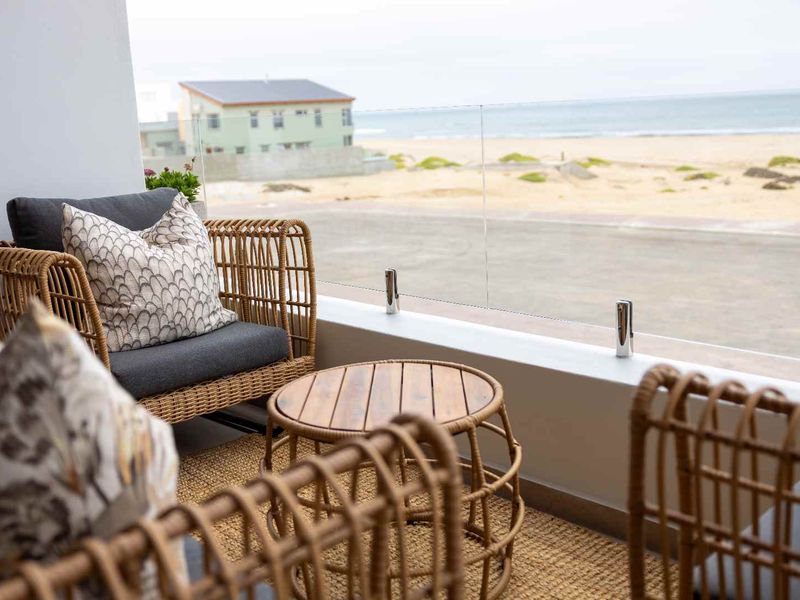 Luxury Beachfront Apartment for sale at Dolphin Beach - Photo 4