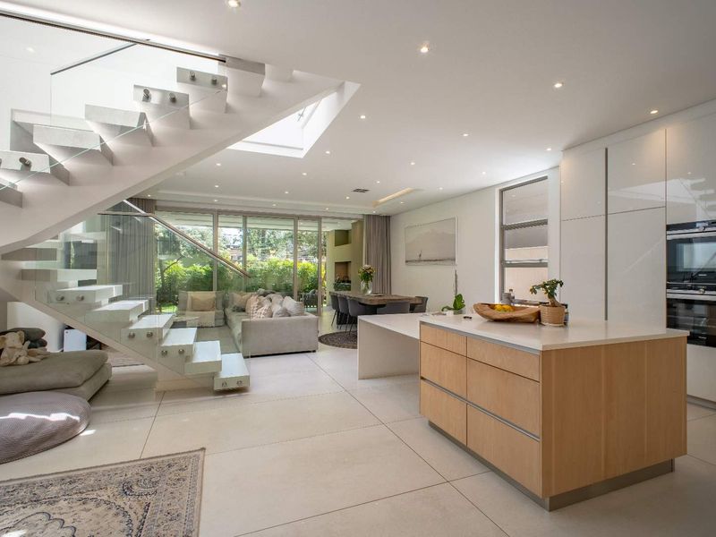 Modern Three Bedroom Home for Sale in Prestigious One Iris, Morningside - Photo 6