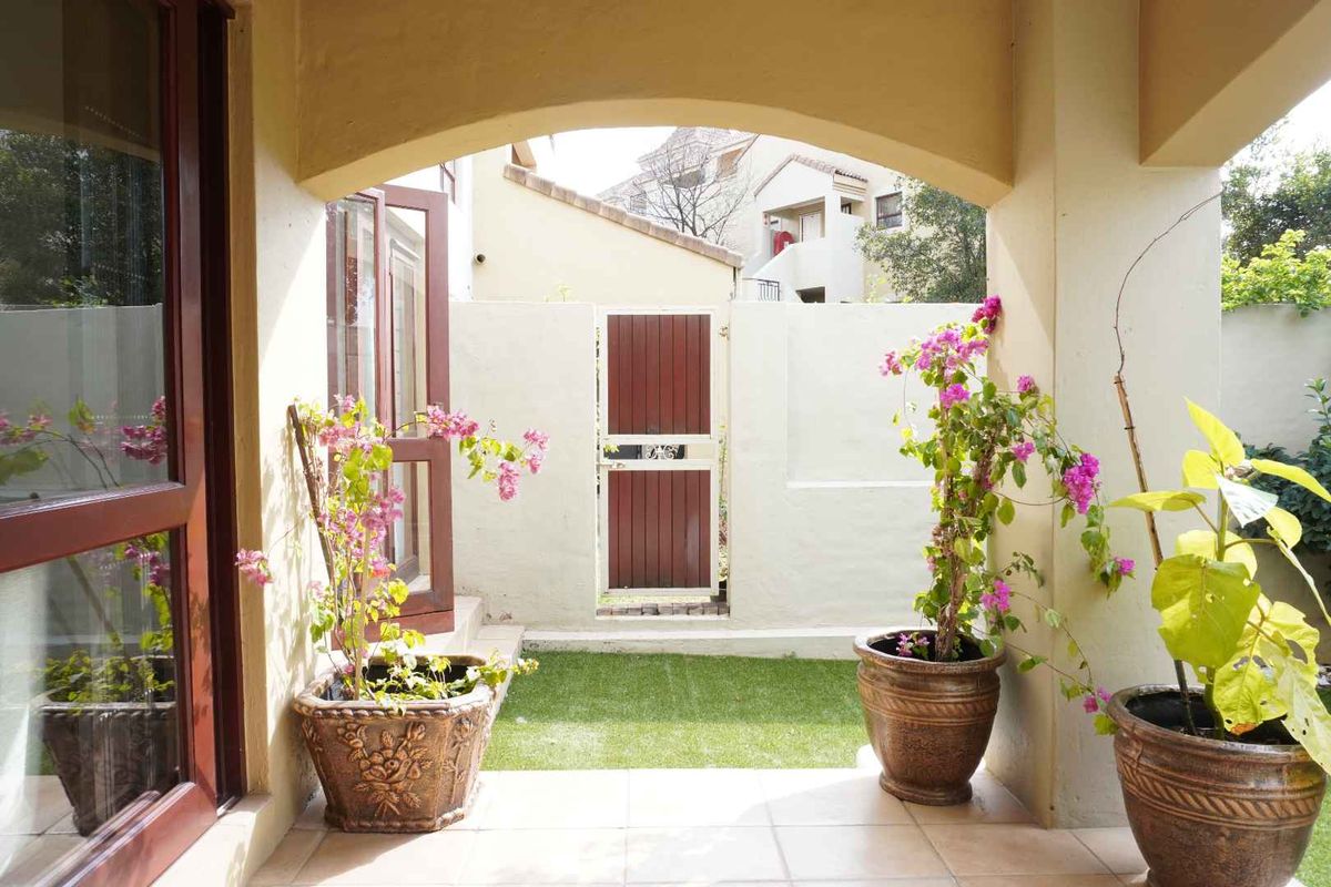 2 BED 1 BATH GARDEN APARTMENT MORNINGSIDE FOR SALE - Photo 5