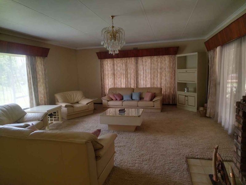 Farm with 6 properties for sale in Centurion - Photo 7