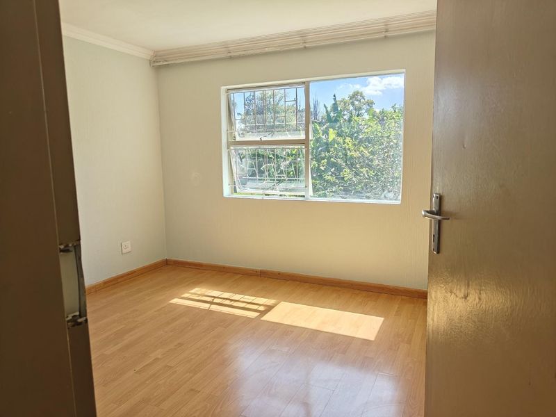 2 Bedroom Apartment for Sale in Vorna Valley - Midrand. - Photo 10