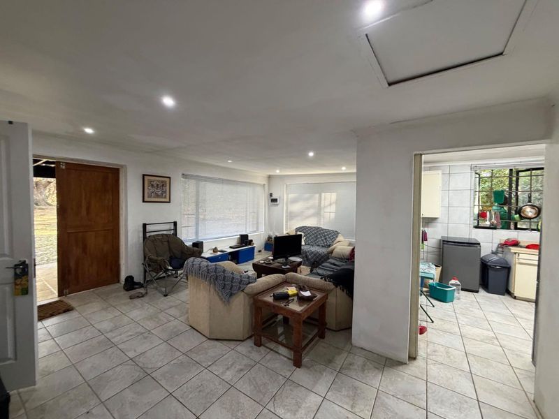 2 BEDROOM GARDEN COTTAGE TO LET - Photo 4
