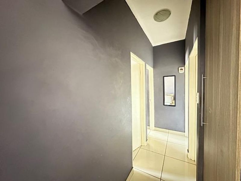 Modern 3-Bedroom Home for Sale in Heatherview, Akasia - Photo 5