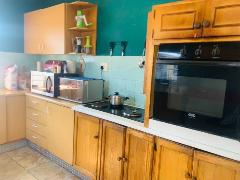 Spacious 3-bedroom house in South Hills, - Photo 4