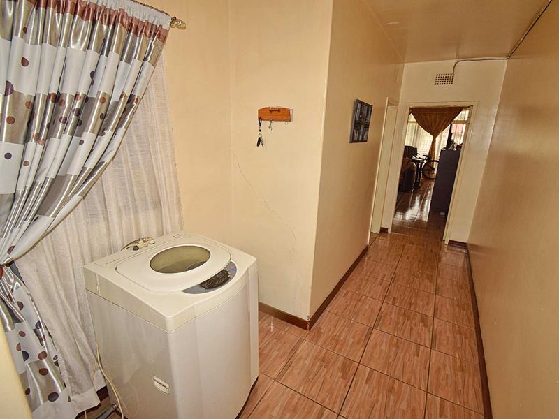 Ground Floor Apartment - Photo 10