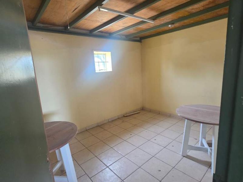 Large Commercial property for sale in Omaruru - Photo 9