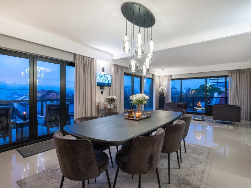 Ultimate Bespoke Family Home in Oranjezicht - Photo 6