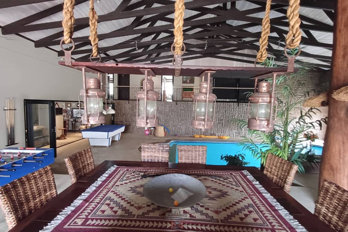 Immaculate and Classy... - Photo 3