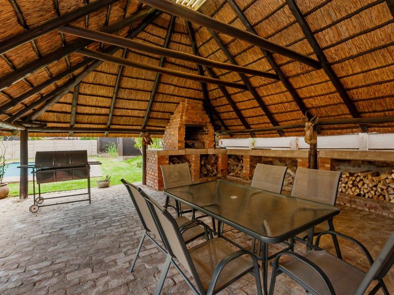 Chef's Dream Kitchen & Cozy Fireplace Await! - Photo 8