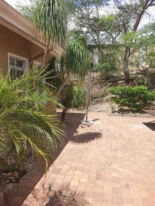 Property #1918409, Office For Sale in Windhoek Central