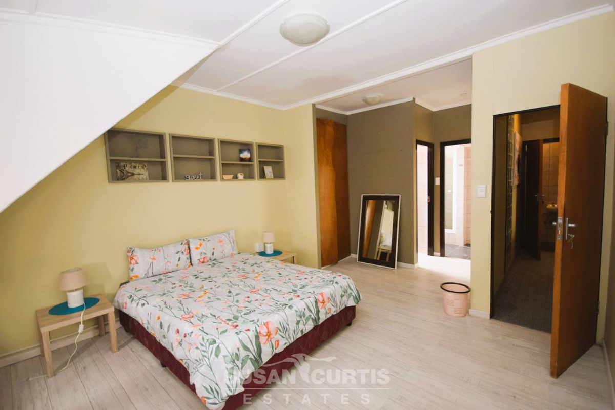 Perfect location....loads of accommodation! - Photo 3