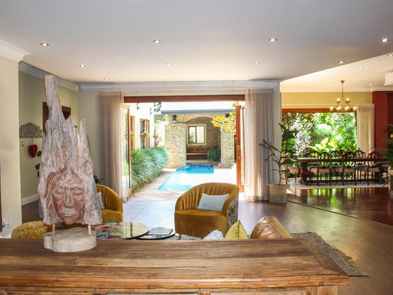 Where Every Day Feels Like a Luxury Retreat - Photo 10