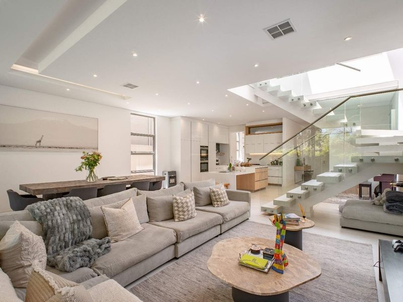 Modern Three Bedroom Home for Sale in Prestigious One Iris, Morningside - Photo 10