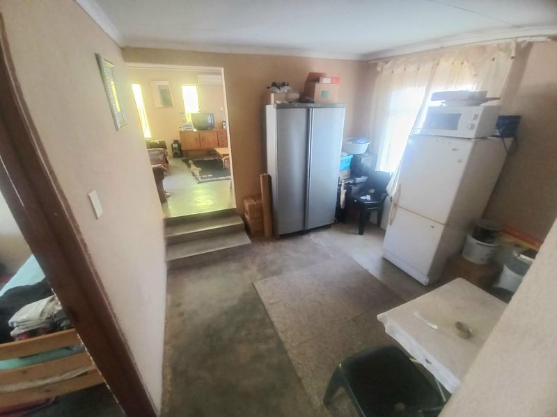 Three bedroom house for sale in Mabopane Morula view - Photo 5