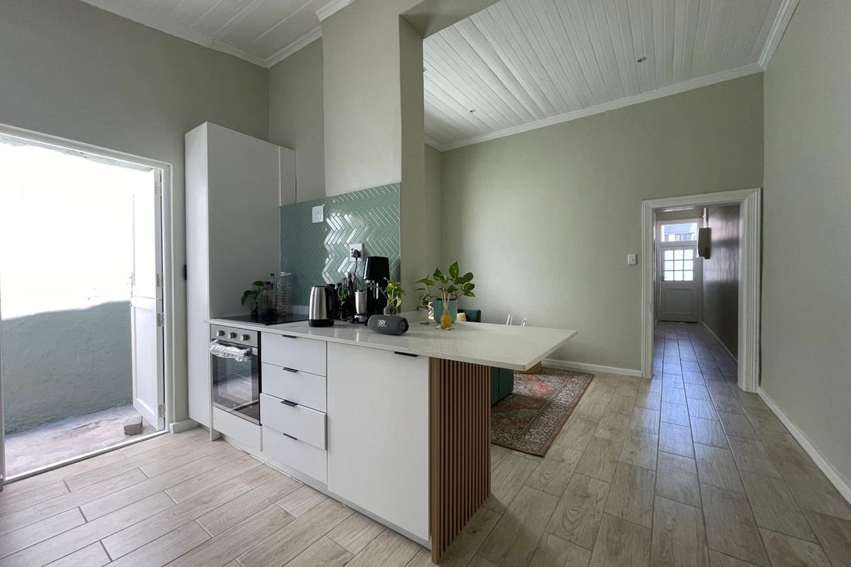 Newly Renovated Two-Bedroom Home - Photo 3