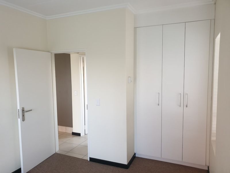 1 BEDROOM APARTMENT FOR SALE IN LONE HILL - Photo 9