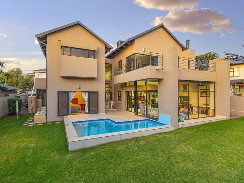 Modern Living in a Secure Lifestyle Estate - Photo 2