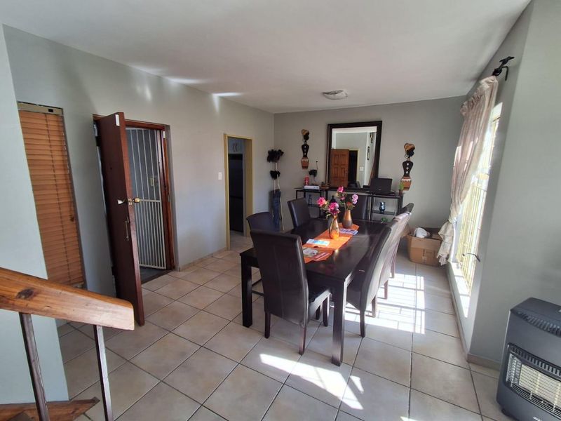 Three Bedroom Duplex for Sale in Eldoraigne, Centurion - Photo 9