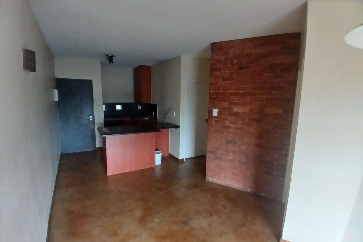 ROOM TO RENT IN SHARED APARTMENT - Photo 5