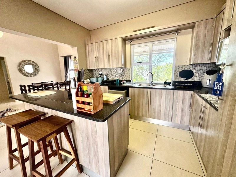 3 Bedroom House For Sale in Elisenheim - Photo 9